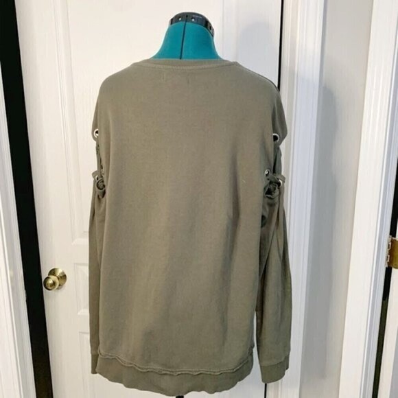Joe’s Collection Casual Athleisure Long Sleeve Grommets Laced Casual Sweatshirt - Picture 7 of 12